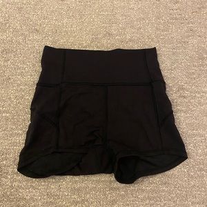 lululemon size 2 black tight shorts